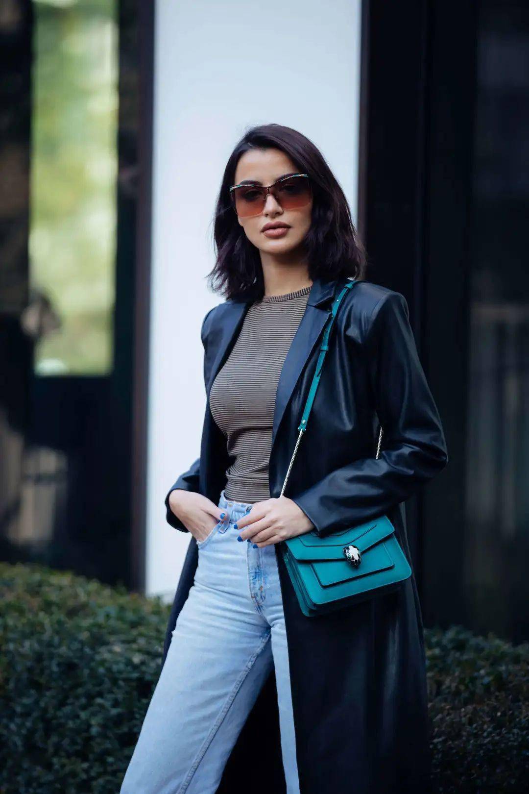 serpenti forever系列包袋将宝格丽对追求精湛工艺和意式美学的精神