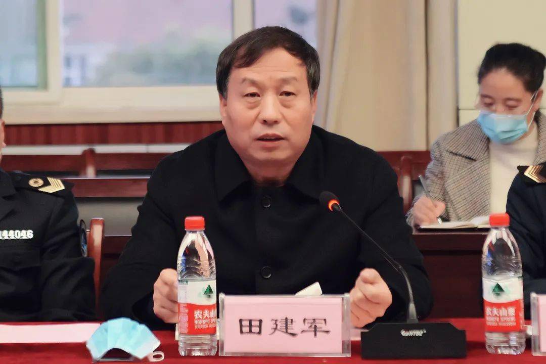 市卫生监督所所长张红瑛山西省卫生监督所党委书记张林森11月19日下午