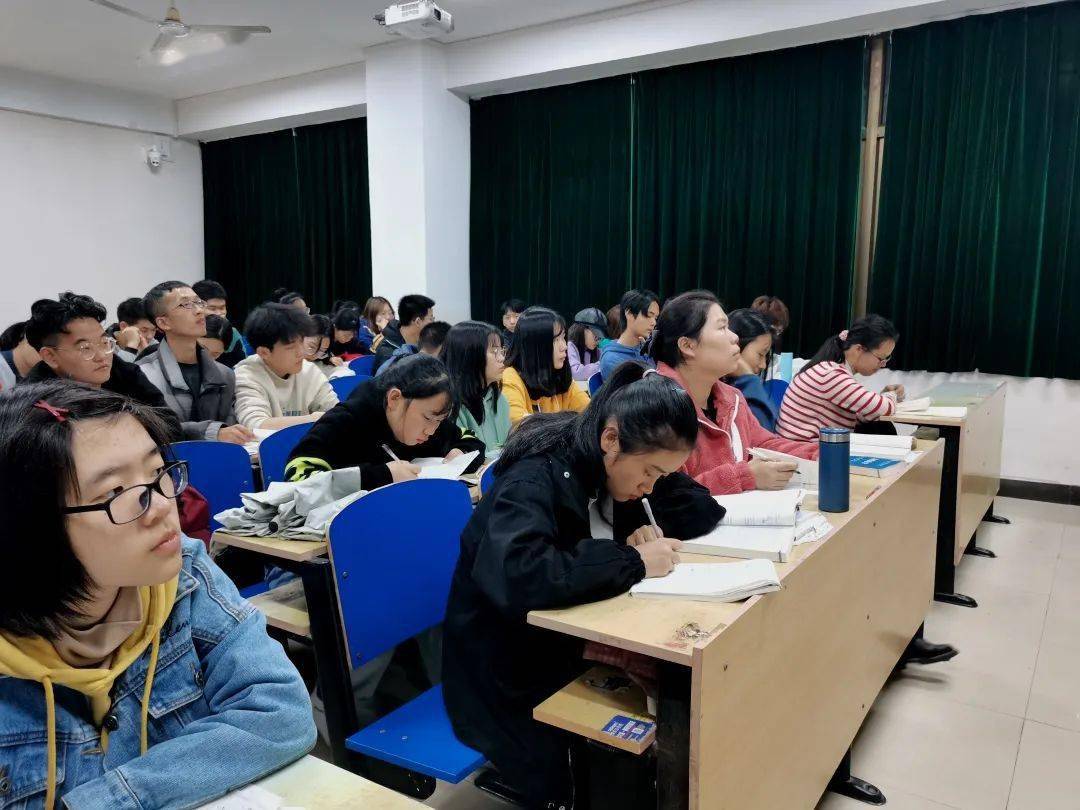 学习贯彻党的十九届五中全会精神