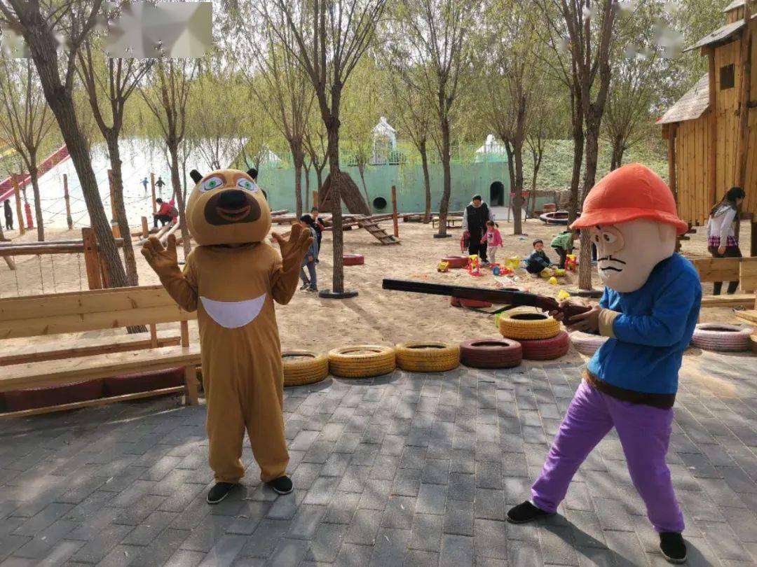97 11:30-2:0099德明古镇德明古镇,它就在自然儿童乐园旁边,在