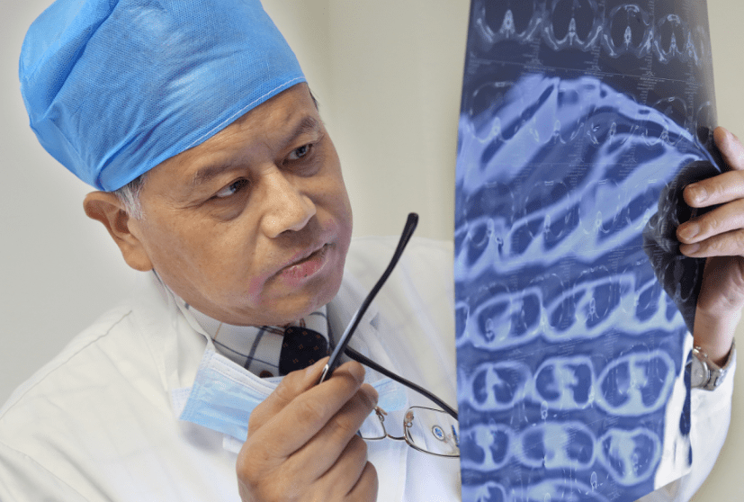 诞生了太多医学01号一院四院士领衔王牌学科传佳话上海