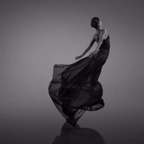 乌克兰摄影师拍下舞者的绝妙人体张张震撼
