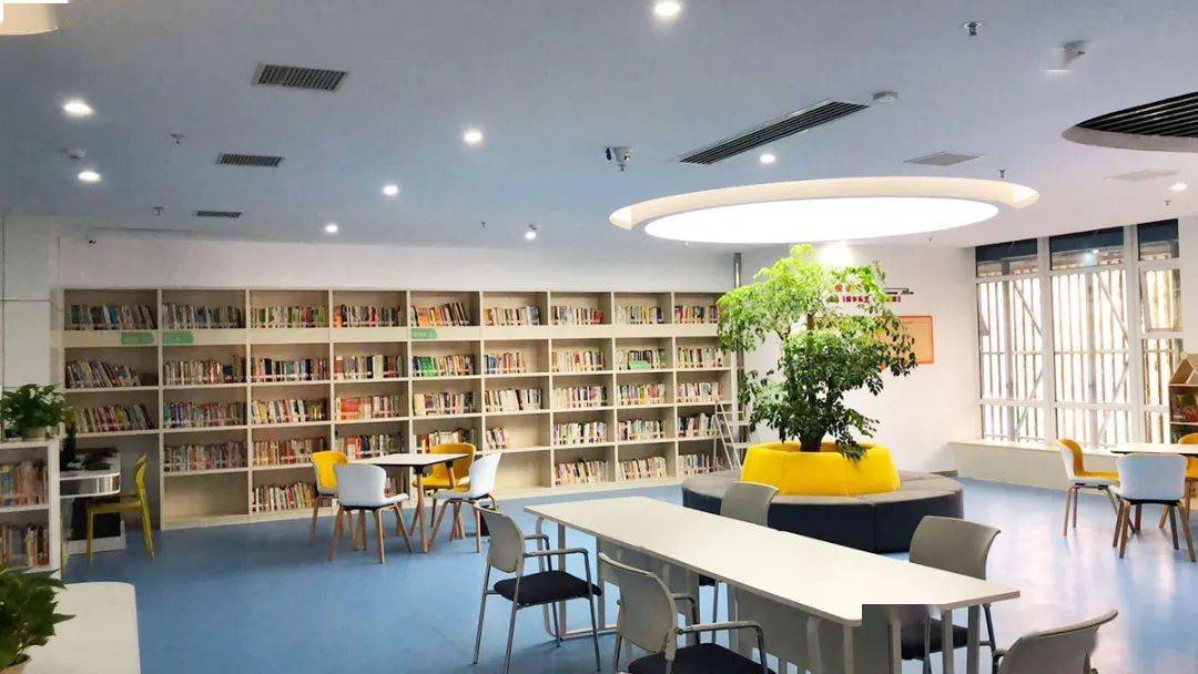 阳明山庄分馆在长沙市图书馆总分馆建设领导小组和阳明山庄社区党总支