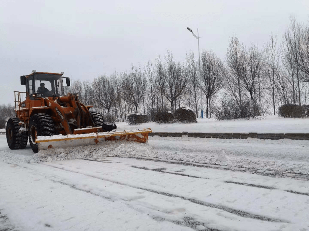 七臺河市,開發區晝夜不停戰冰雪保暢通_清雪忙