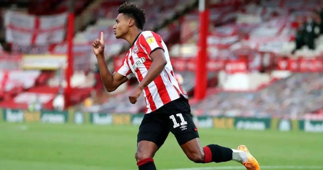 用美国节奏蓝调和灵魂音乐创作歌手——路德·范德鲁斯的《never too