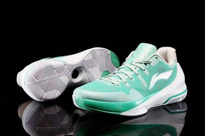 200元球鞋推荐200元就能买到哈登支线球鞋