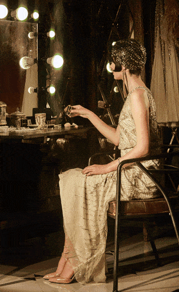 无论是在电影中还是现实生活里都离不开玛丽珍鞋,以至于salvatore