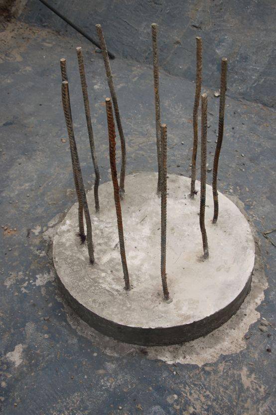 设置止水条围绕钢筋一圈,或者止水环围绕钢筋一圈1,桩头防水一,基础