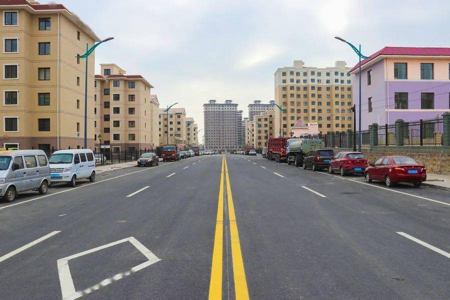 白银区修整改造老街路市民心里更亮堂