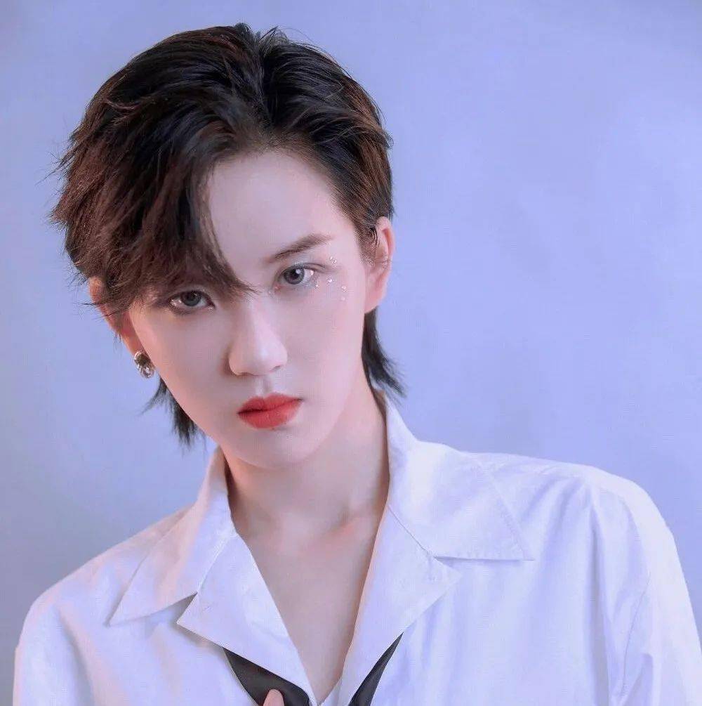 微信头像陆柯燃