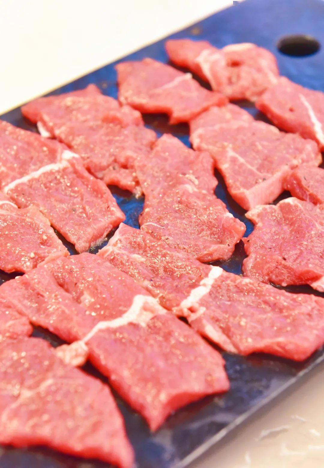 全城送10000份霸王餐!温岭这家用刀叉吃牛排的火锅店太壕了 !_锅底