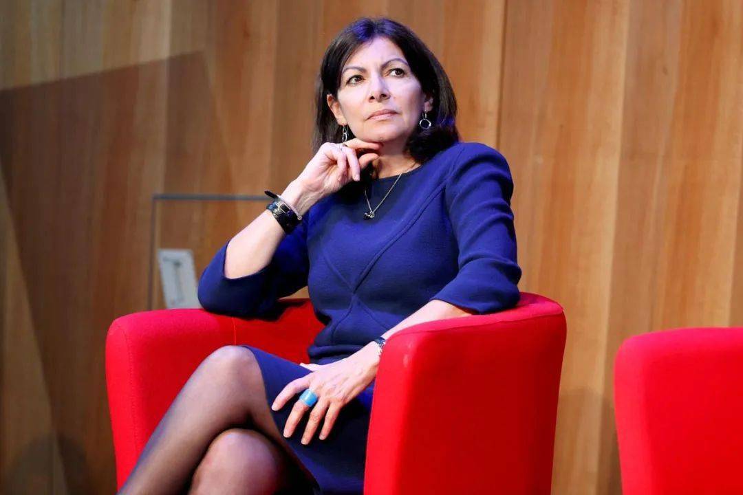 这个安娜了不得_伊达尔戈