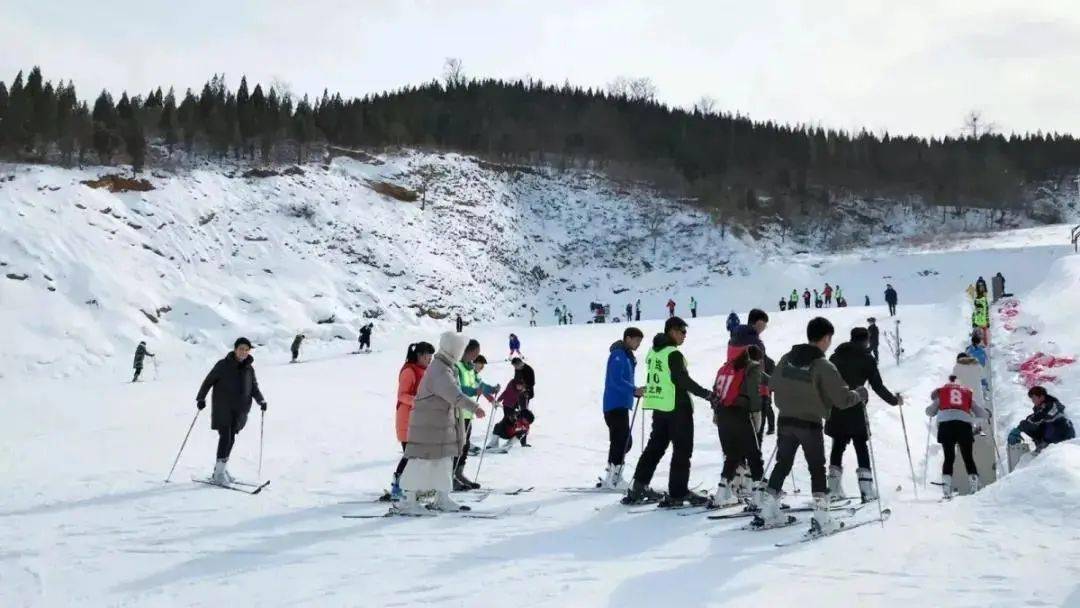 99元限量抢巩义登封两大滑雪场门票12月7日开滑约吗