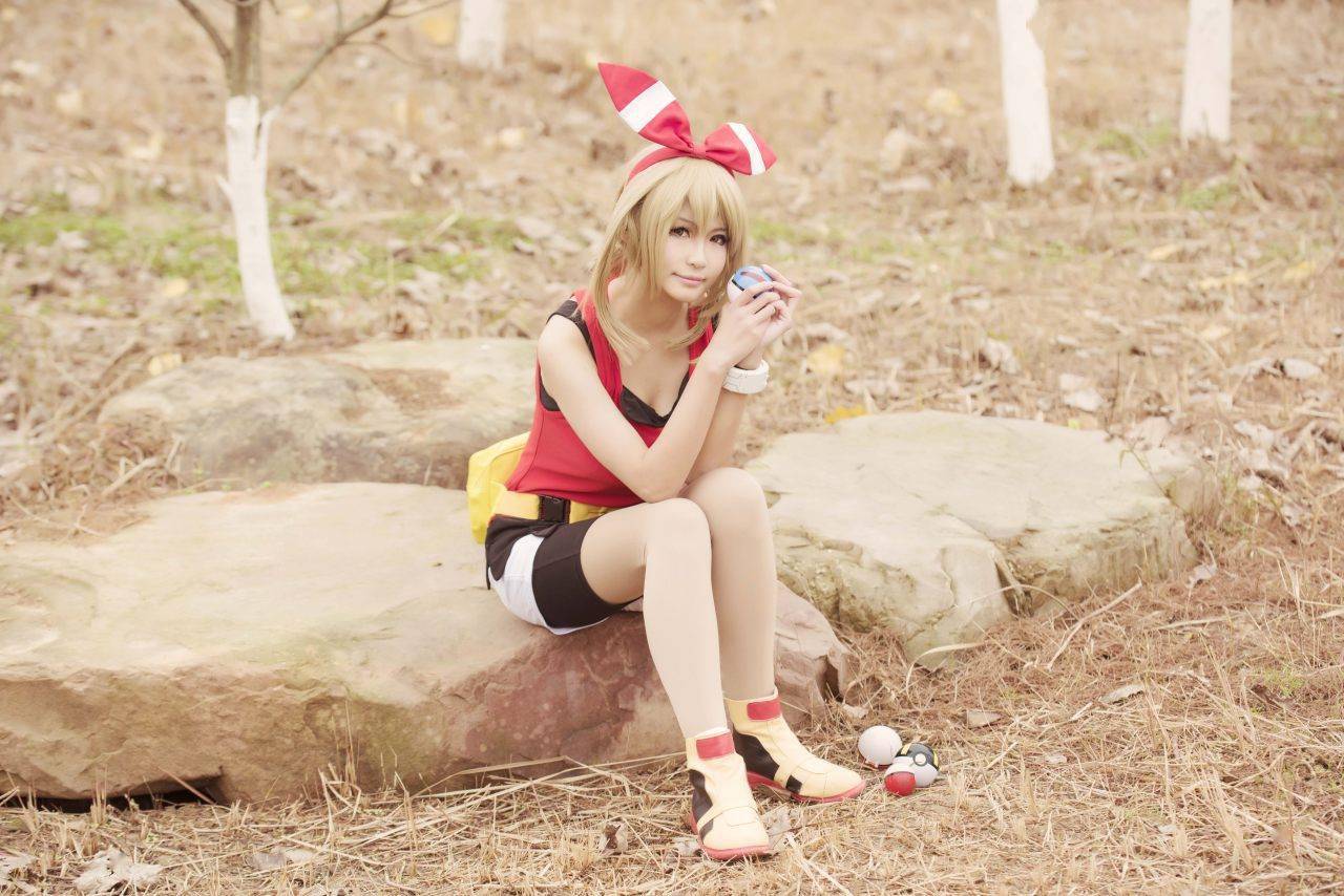 精灵宝可梦小遥cosplay