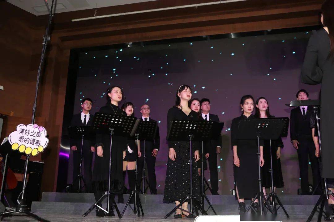 精彩回顾|杭州室内青年合唱团来校巡演