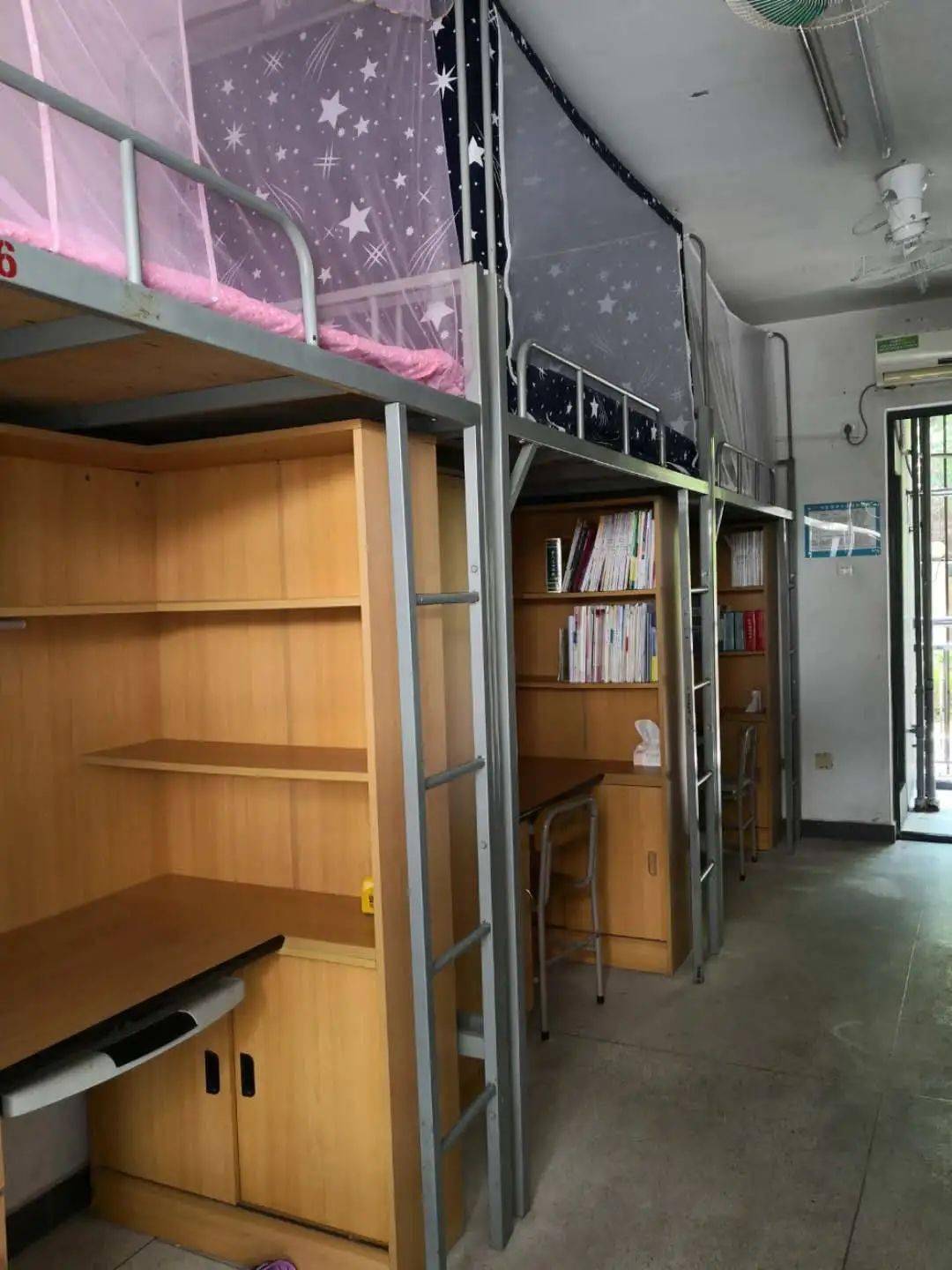 惠东县大岭中学的宿舍图片