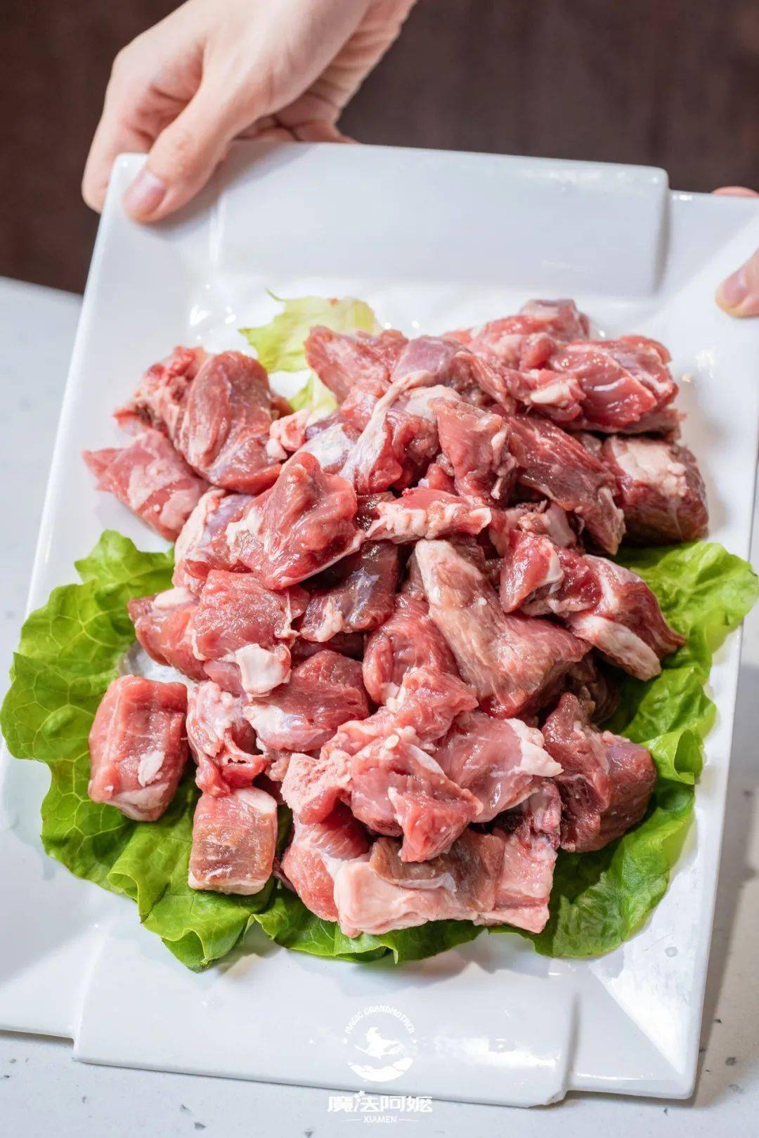 人均不到30元舌尖2力荐的国宝羊肉皮糯肉鲜跨越2396公里而来