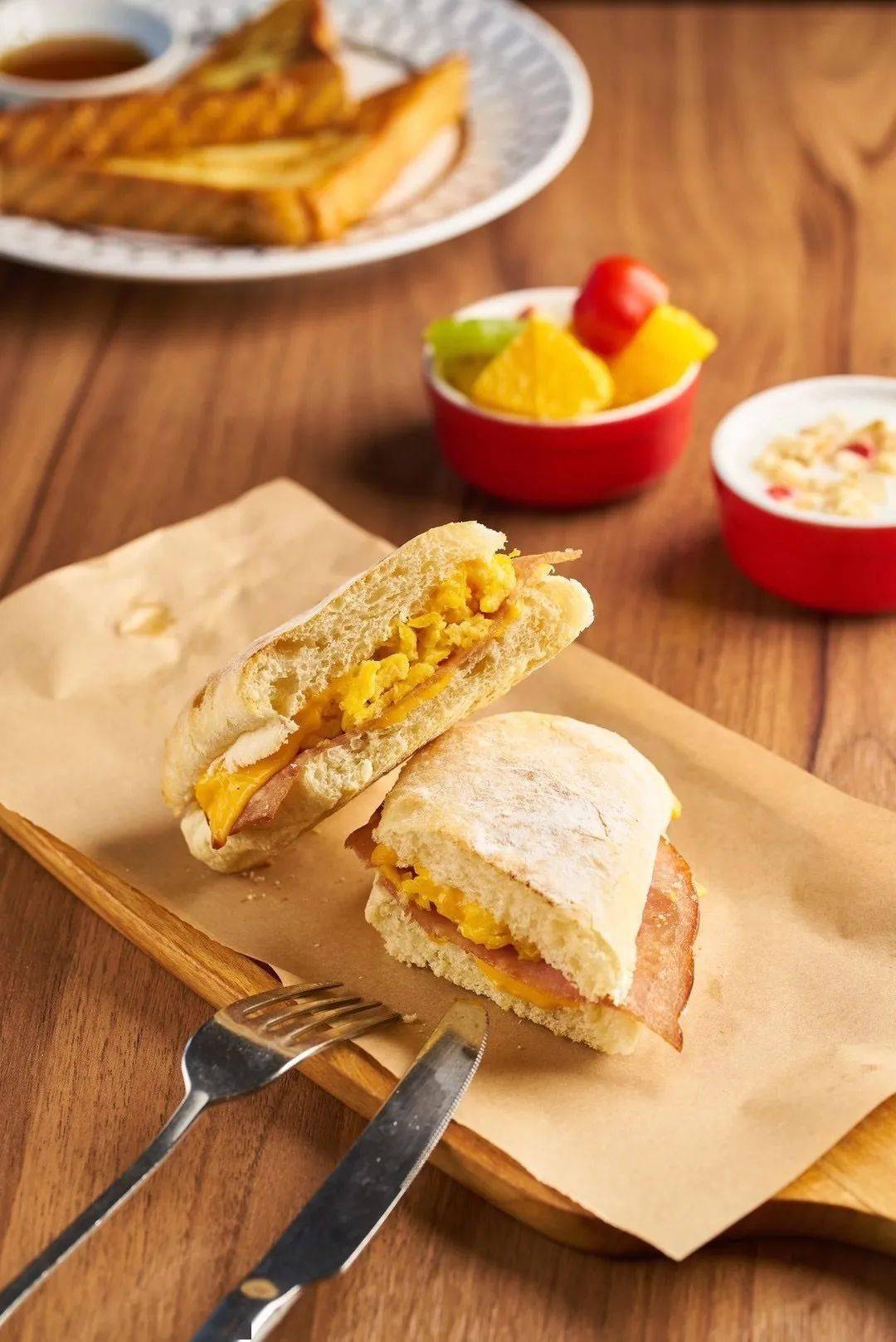 必胜客早餐外带10元起!