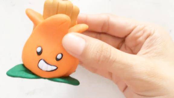 植物大战僵尸:用橡皮泥玩转阿开木木