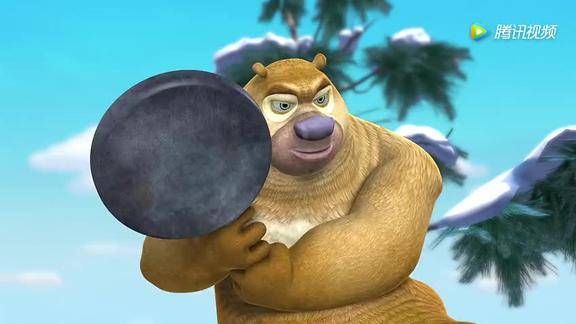 熊出没:大狗熊鬼斧神工用伐木锯制作冰雕,熊二和光头强看傻眼了