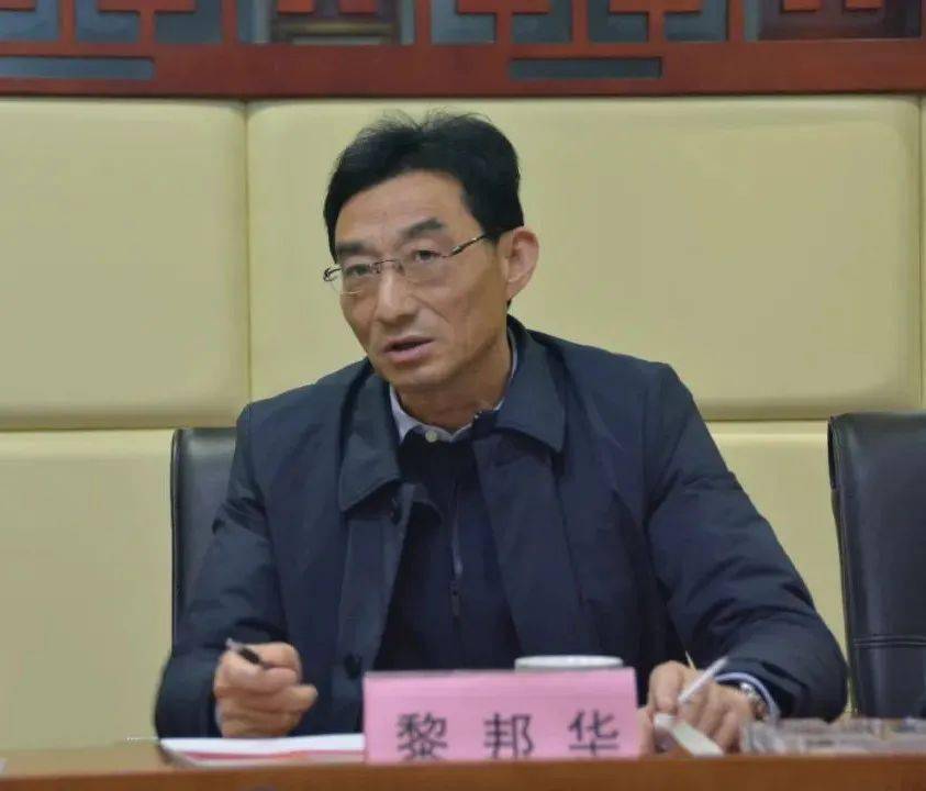 市委统战部副部长,市工商联党组书记黎邦华▲▲商会党委书记甘德宏