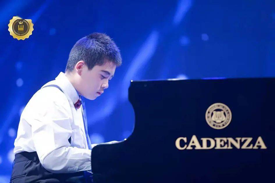 喀左县学生刘佳旭获全国钢琴大赛二等奖