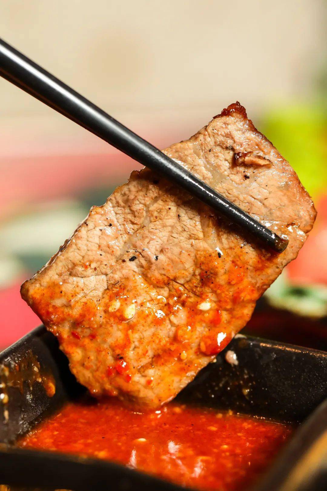 烧肉界的新晋黑马自带金币的宝箱烤肉xxxl牛横膈膜当季海胆