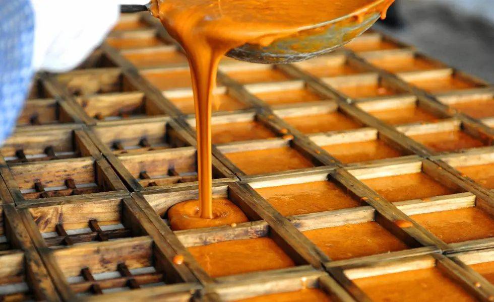 视频丨莲都碧湖古法红糖这样熬的