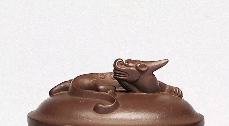 紫砂壶的兽形钮占了壶价值的九成