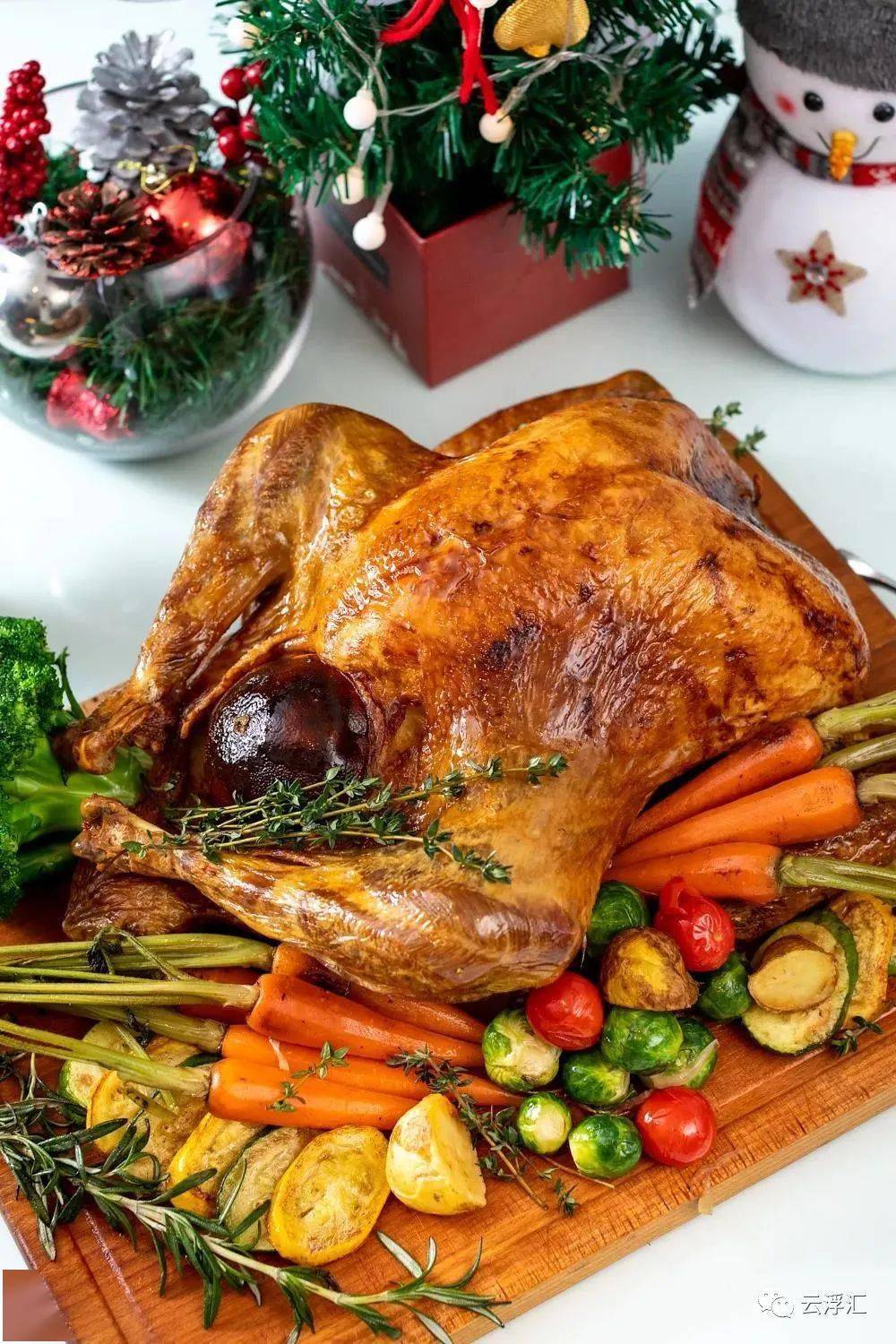 打卡云浮梦幻圣诞超豪华欢乐自助餐靓汤剌身各式热盘圣诞特色甜品沙律