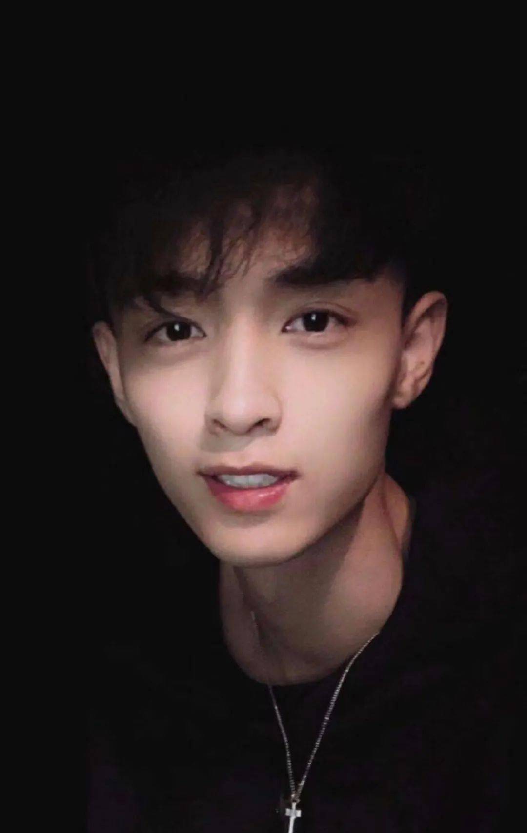 秦霄贤头像壁纸合集