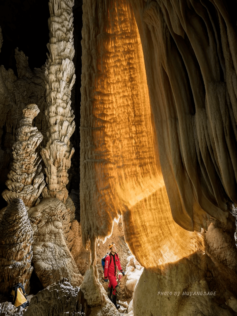 15名驴友撬锁探洞?贵州水西洞没有"救援",只有被破坏的钟乳石