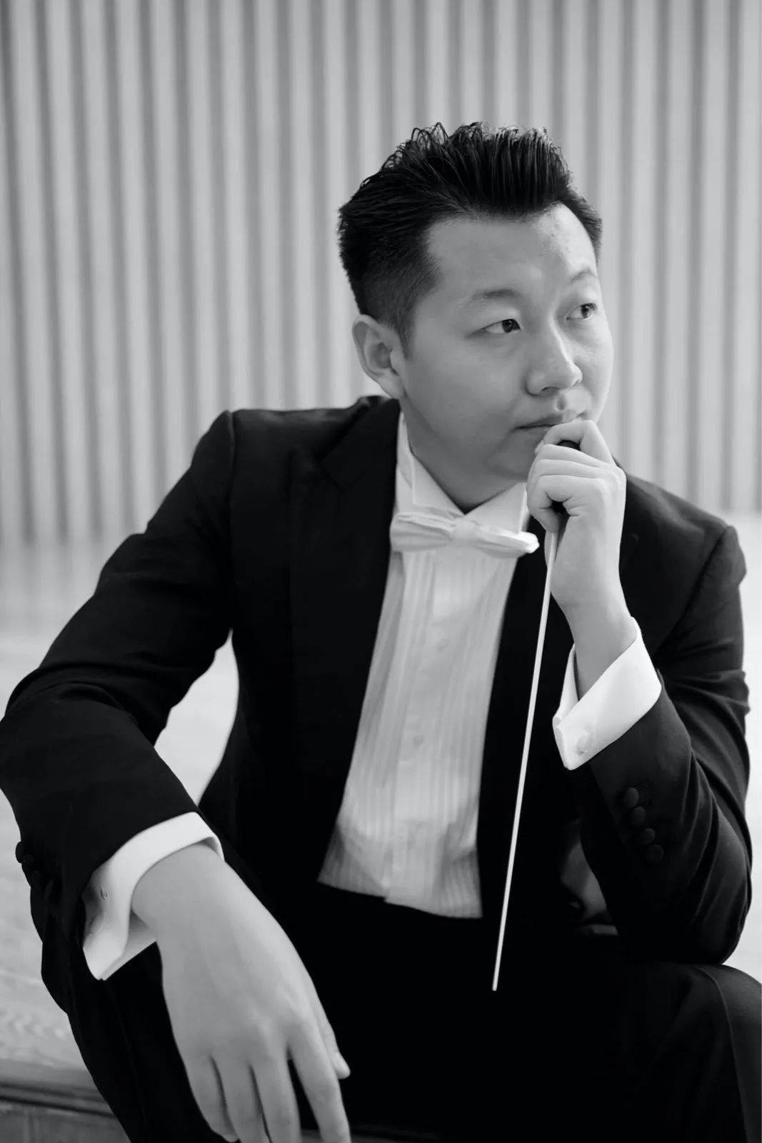 现就读于中央音乐学院指挥系,师从于指挥系系主任,著名指挥家陈琳教授