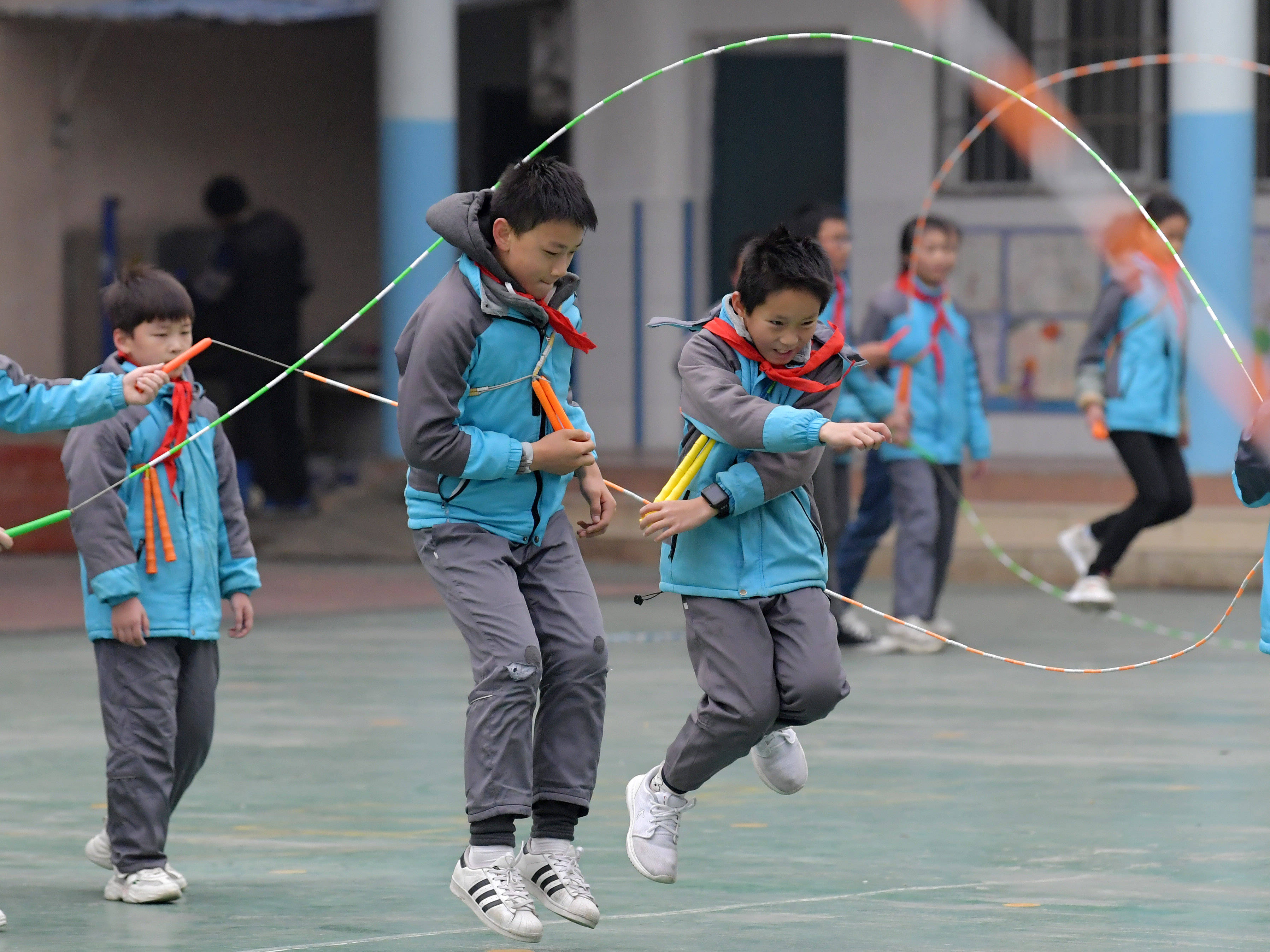海光小学举行冬季跳绳比赛-海陵智慧教育