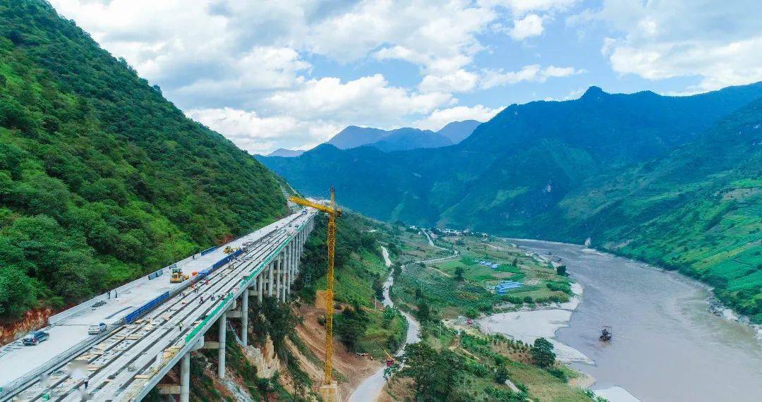 保山一路美景保泸高速美图鉴赏