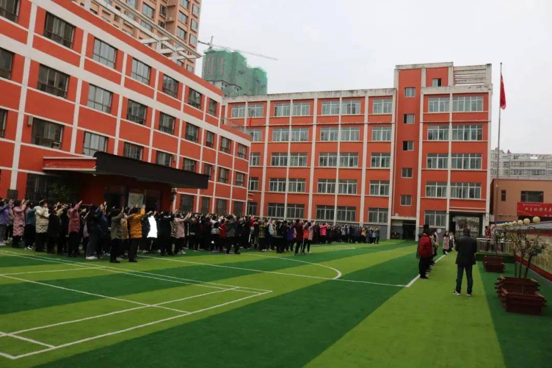 徽县五中伏家镇学区游龙初中虞关中心小学泥阳初中水阳镇梁村学校监制