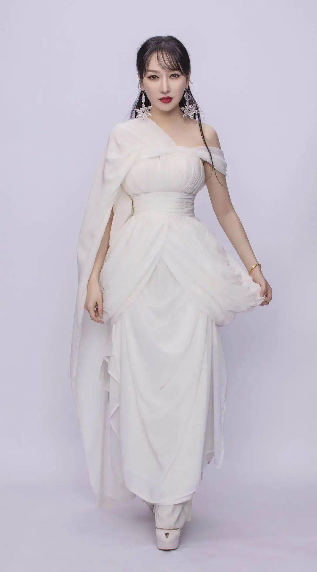 魅力创本星耀永城创本城市之星新年演唱会他来了