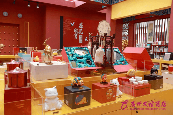 "遇见故宫"华南首家主题快闪店亮相广州友谊