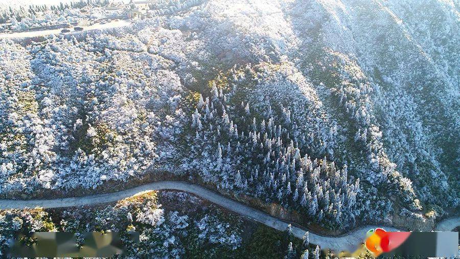 赣县宝莲山雪景图片