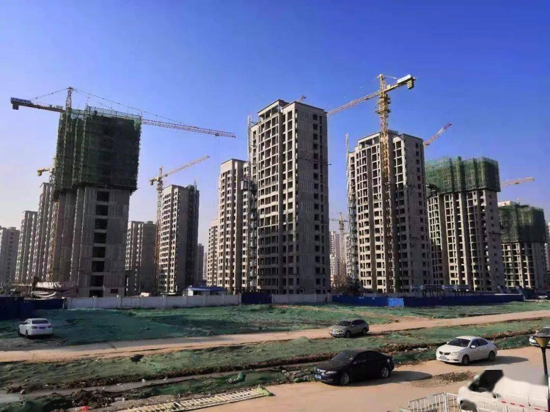 百日大干丨公司北辰大张庄示范小城镇三标段g地块实现封顶目标