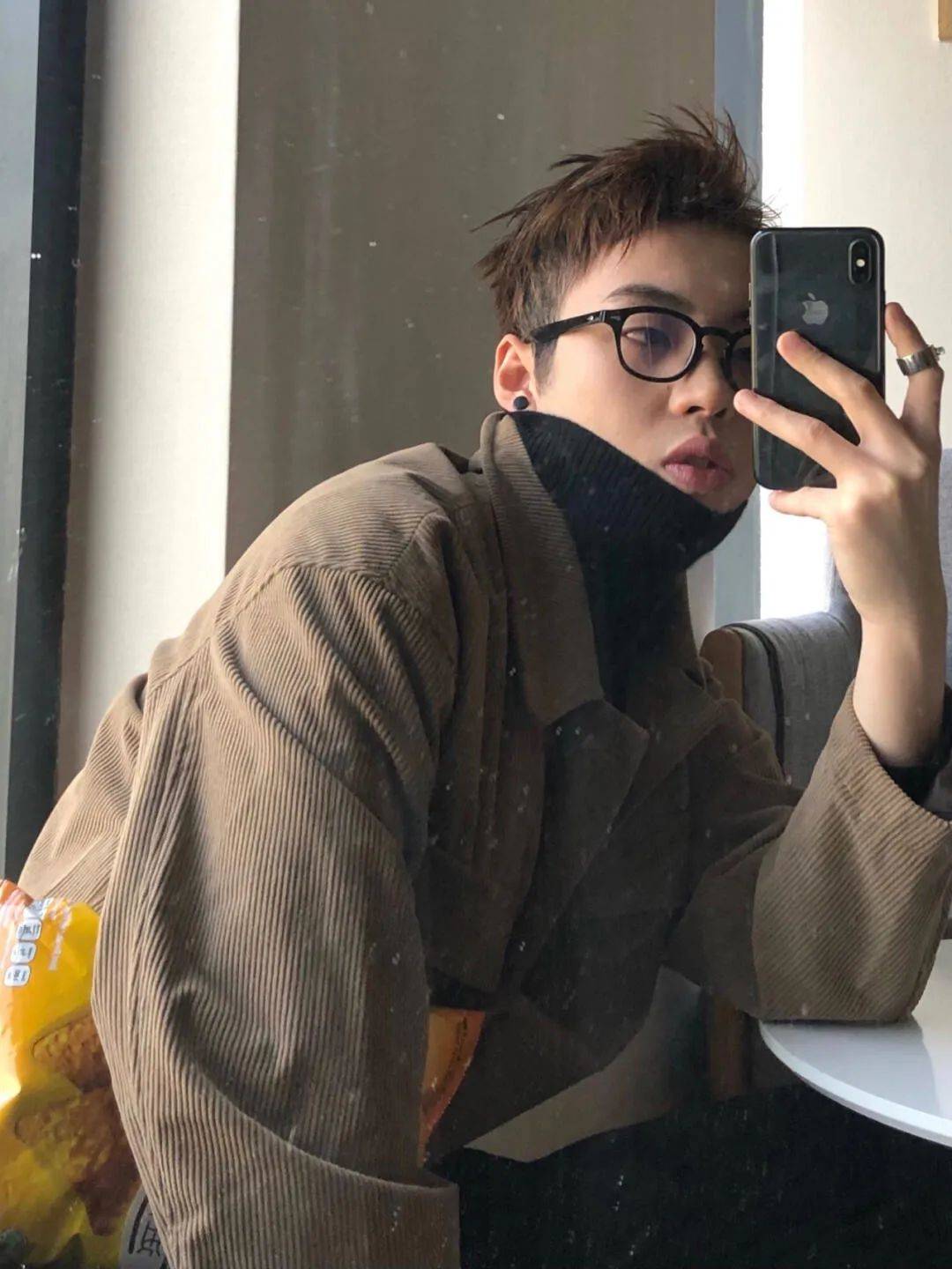 让女神喜欢情敌羡慕的6cm男生短发