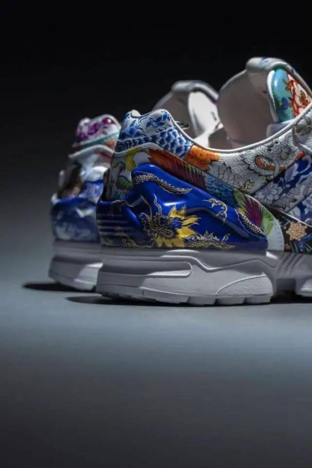 阿迪达斯打造一双售价超过100万美元的运动鞋