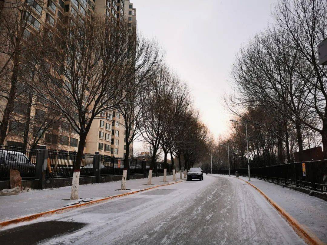 今早西寧為什麼西北邊下雪東邊晴