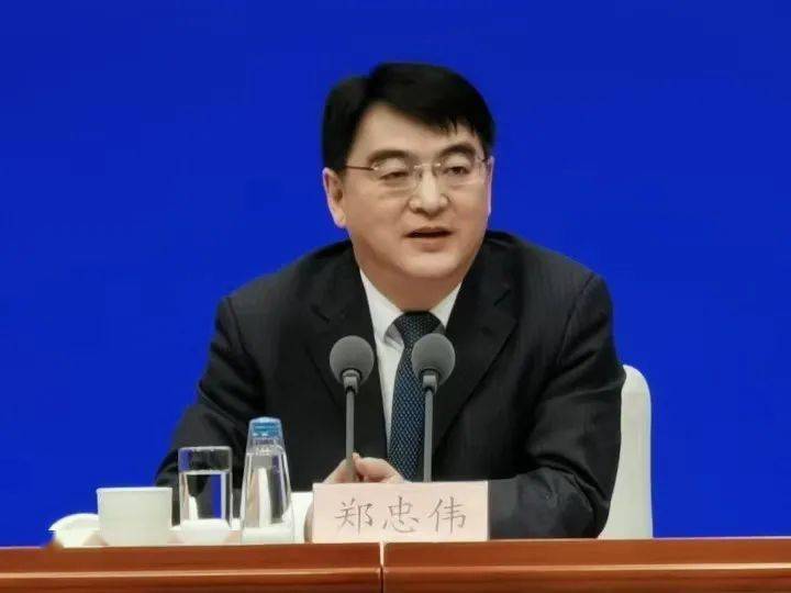 国家卫健委医药卫生科技发展研究中心主任郑忠伟表示,为了保护高风险