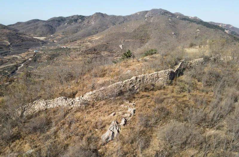 龙口惊现古长城距今200多年航拍被发现