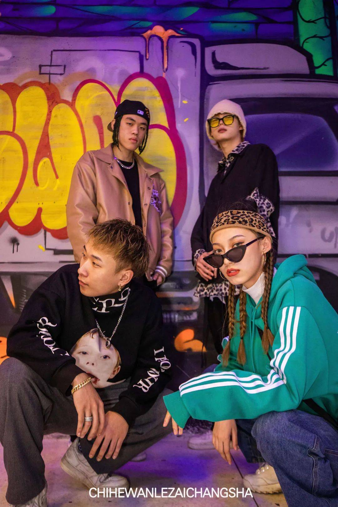 swag将携手shark卫彬月在平安夜给你带来zui精彩的舞台免费入场 free