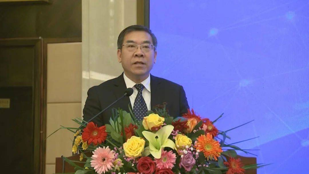 南昌市政府副秘书长陈吉炜,南昌市委组织部副部长黄国平,江西省工信厅