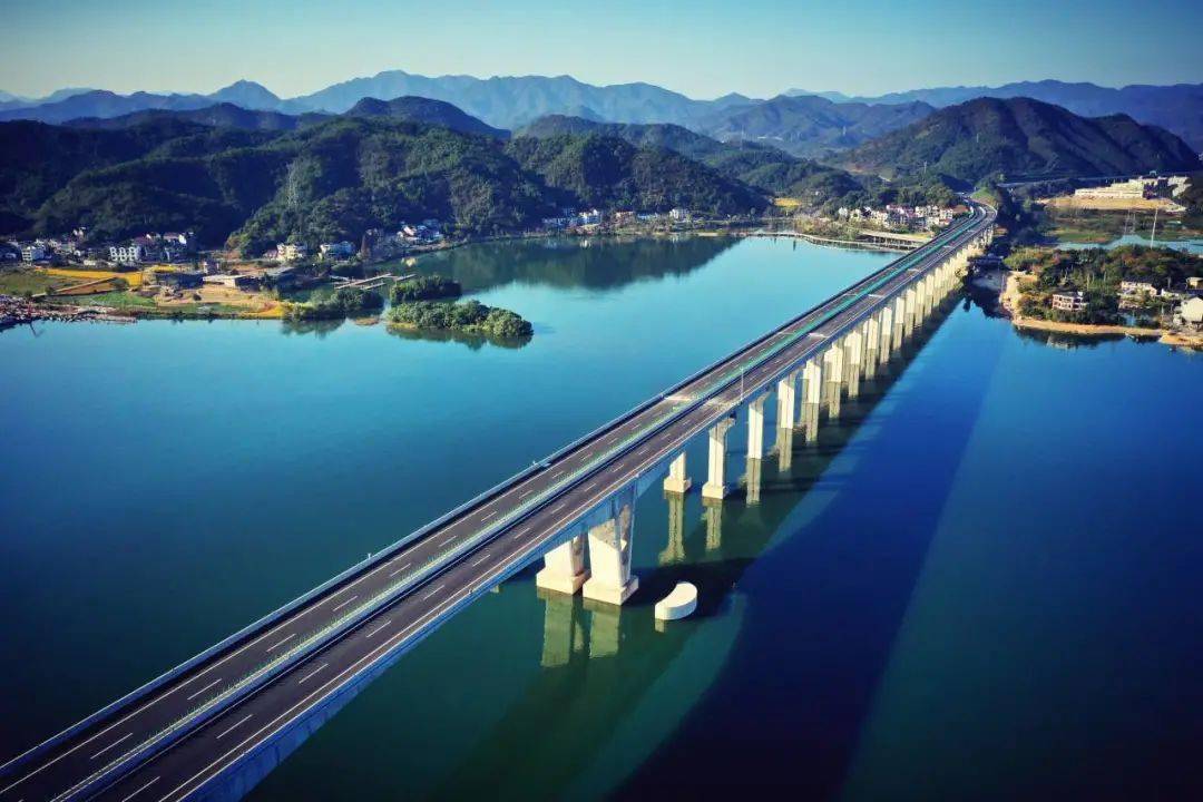 以建设人民满意交通为出发点高品质补齐长深高速最后一段