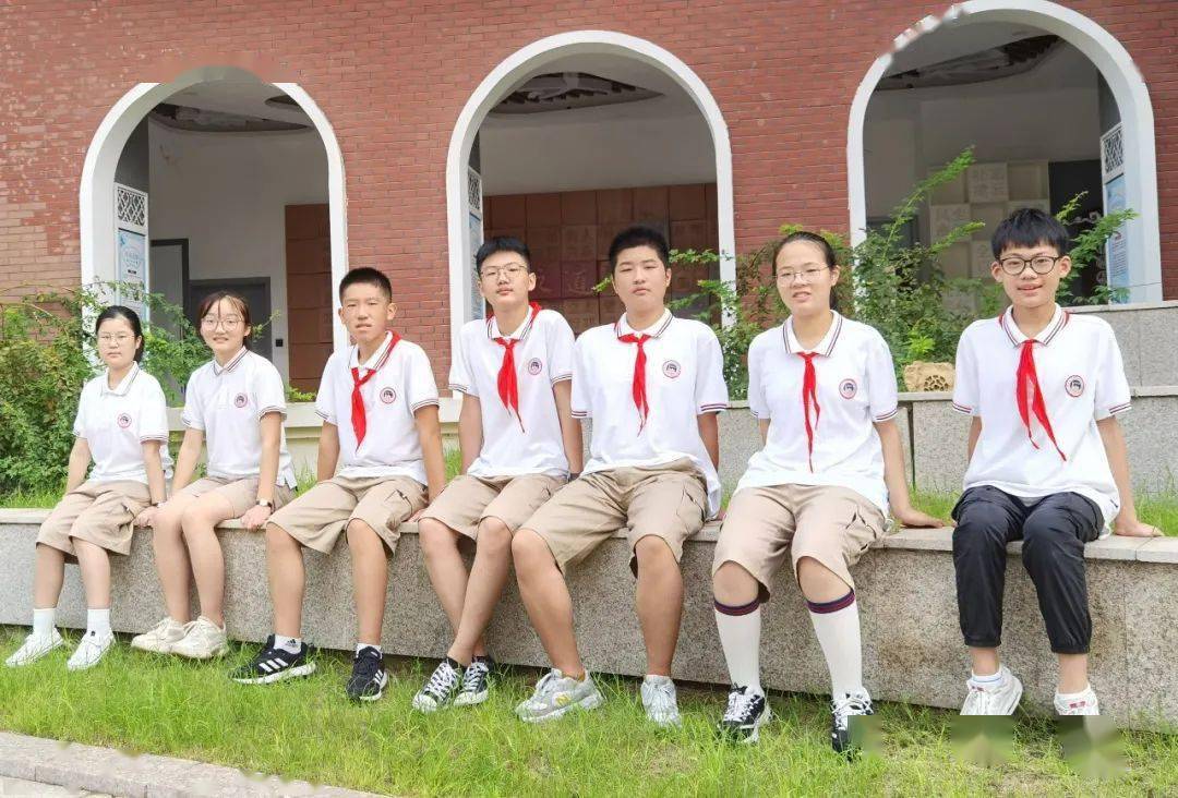 博雅班级未来可期奋进追梦共创奇迹的八8班