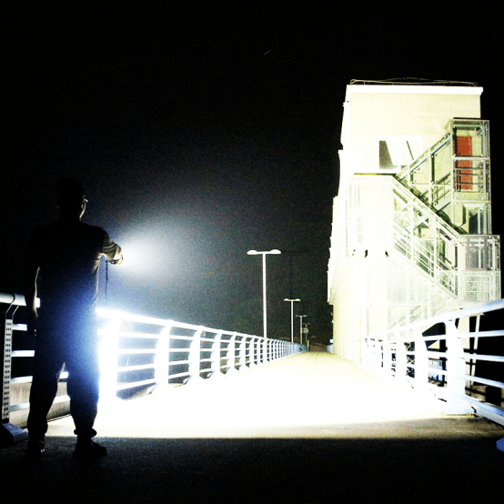 摄影人玩强光手电筒,应该知道的事情!